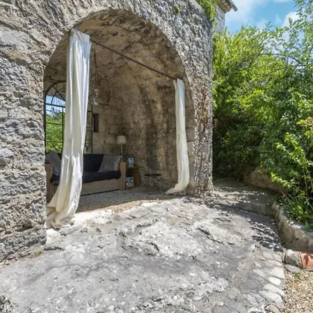 Holiday home Grenadiers